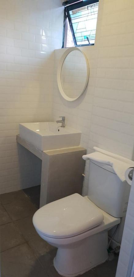 Reddoorz At Geylang Hotell Singapore Eksteriør bilde