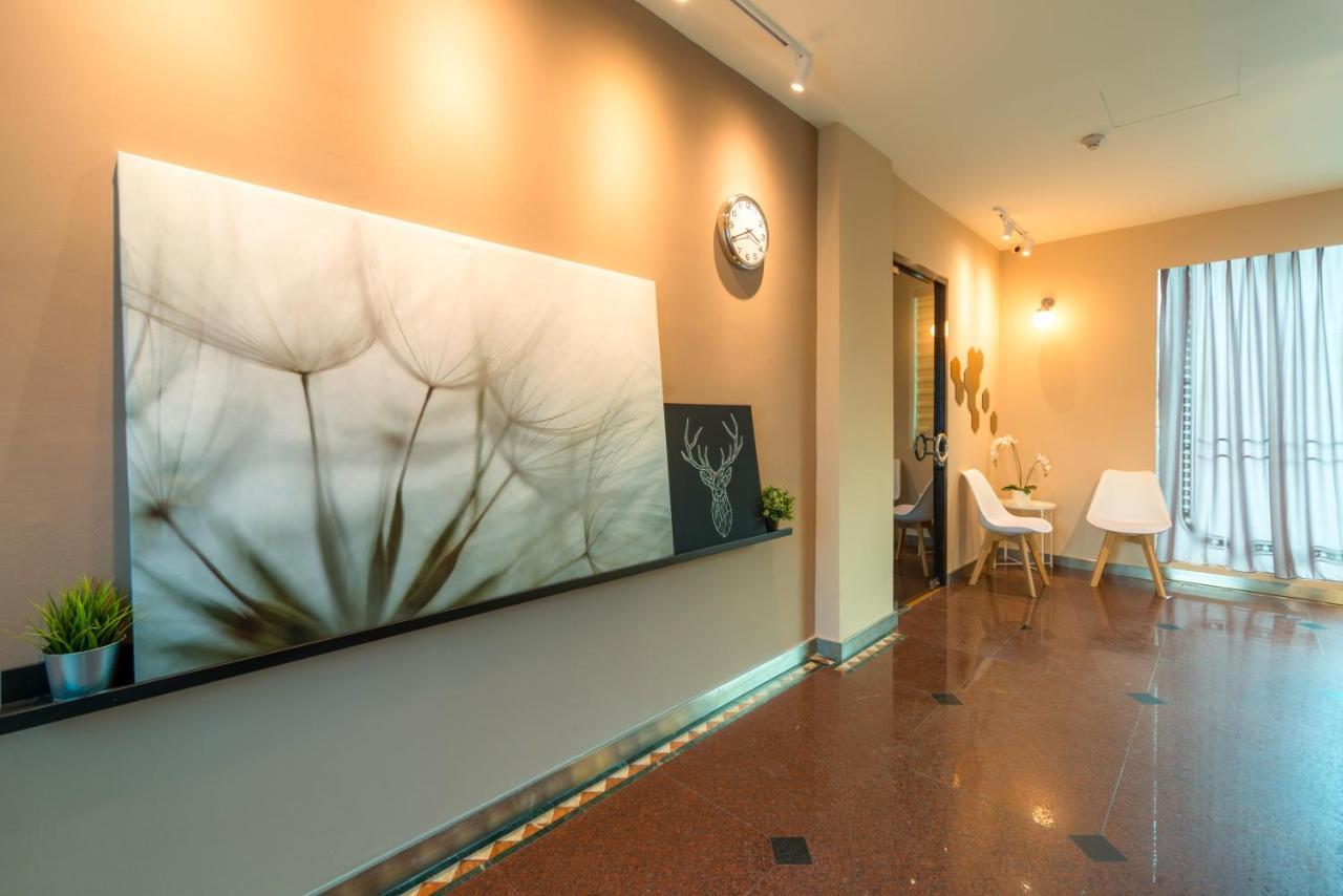 Reddoorz At Geylang Hotell Singapore Eksteriør bilde