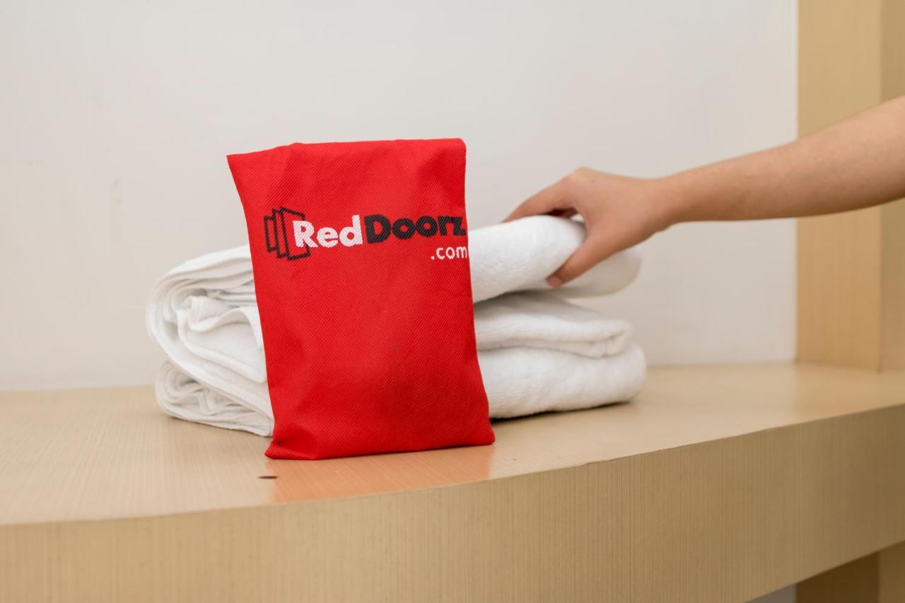 Reddoorz At Geylang Hotell Singapore Eksteriør bilde