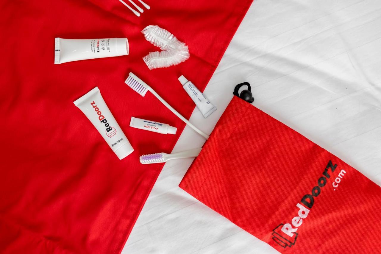Reddoorz At Geylang Hotell Singapore Eksteriør bilde